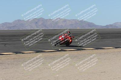 media/Oct-13-2025-Moto Forza (Mon) [[a66d839500]]/3-B Group/Session 2 (Bowl)/